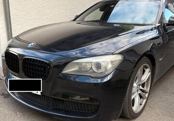 BMW 750 225.000 km 12.400 &euro; Rottenburg 72108