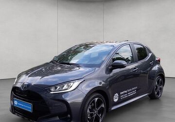 Toyota Yaris 8.320 km 27.950 &euro; Stuttgart 70469