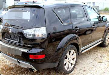 Mitsubishi Outlander 311.000 km 3.500 &euro; Metzingen 72555