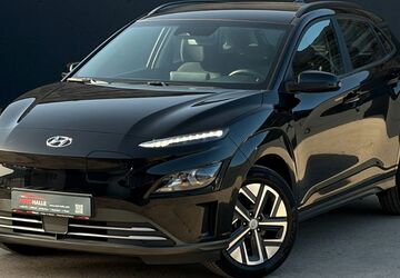 Hyundai KONA Elektro 37.650 km 18.790 &euro; Rottenburg am Neckar 72108