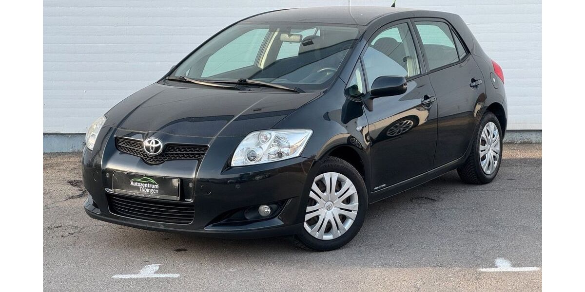 Toyota Auris 185.000 km 3.490 &euro; Tübingen 72072