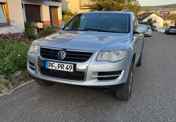 VW Touareg 255.000 km 6.790 &euro; Niefern-Öschelbronn 75223