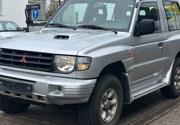 Mitsubishi Pajero 162.409 km 4.999 &euro; Kernen im Remstal 71394