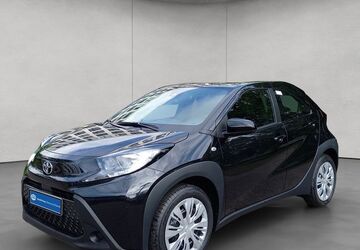 Toyota Aygo (X) 5.600 km 16.390 &euro; Stuttgart 70469