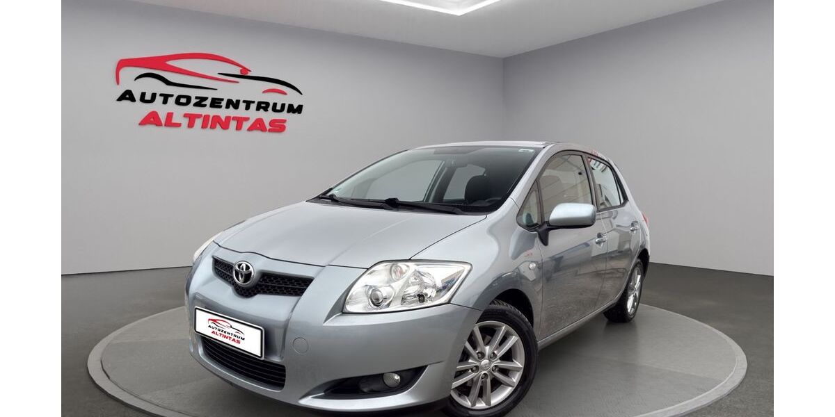 Toyota Auris 113.000 km 4.490 &euro; Holzgerlingen 71088