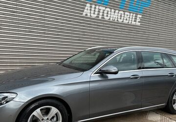 Mercedes-Benz E 220 79.610 km 25.990 &euro; Sindelfingen 71065