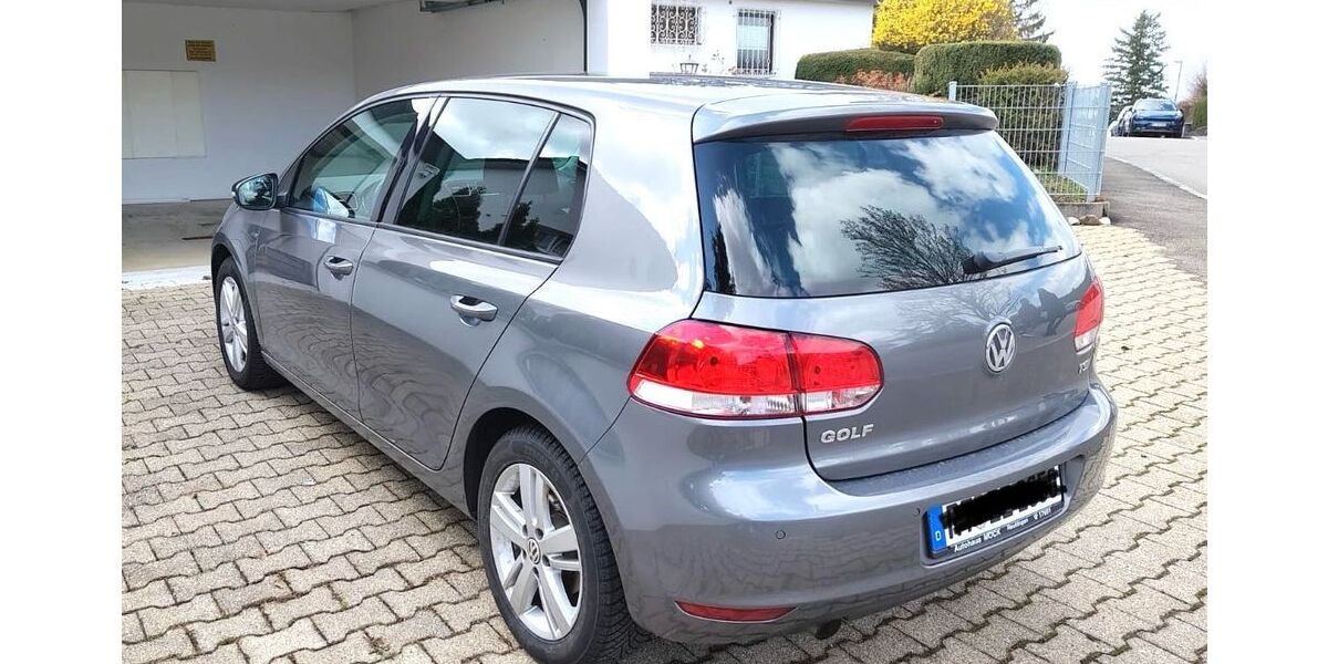 VW Golf 60.900 km 10.200 &euro; Reutlingen 72766