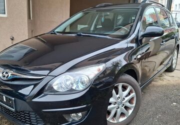 Hyundai i30 132.000 km 4.400 &euro; Stuttgart 70195