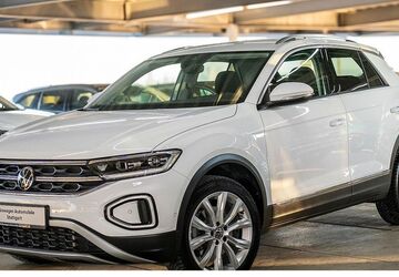 VW T-Roc 73.656 km 22.530 &euro; Stuttgart-Wangen 70188