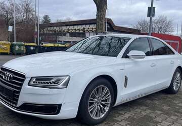 Audi A8 207.000 km 21.490 &euro; Waiblingen 71332