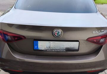 Alfa Romeo Giulia 137.500 km 14.900 &euro; Reutlingen 72760