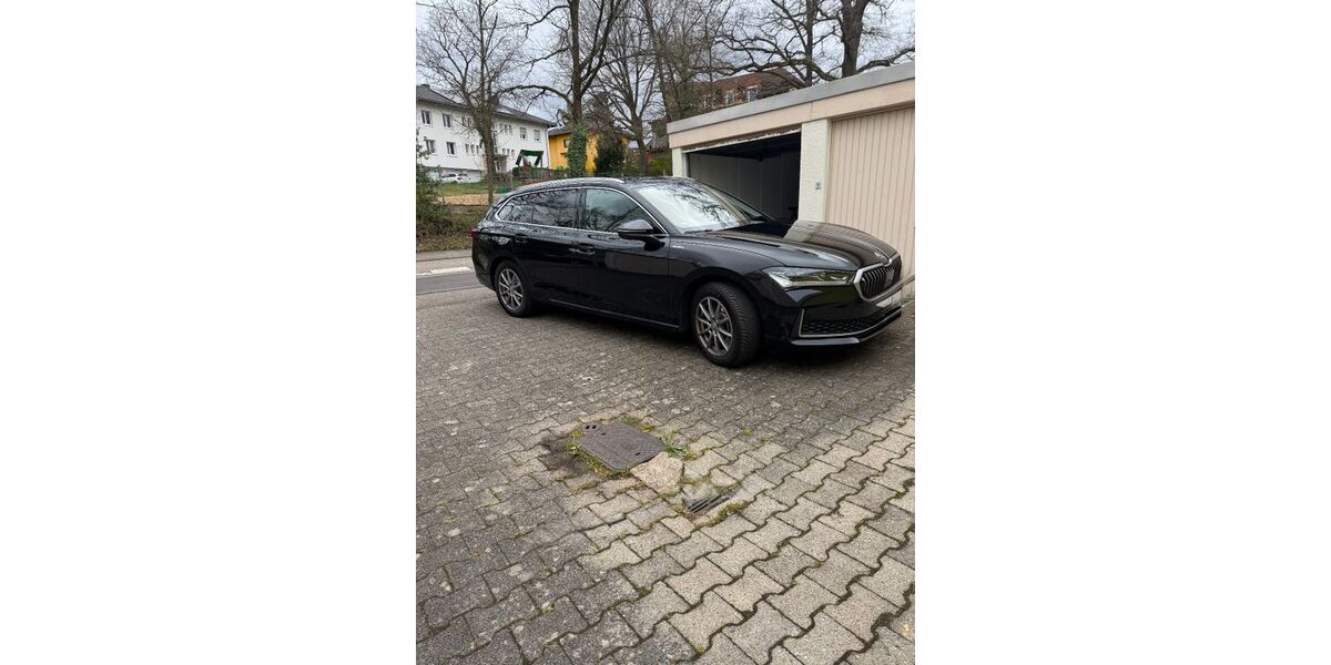 Skoda Superb 22.611 km 41.000 &euro; Pforzheim 75180