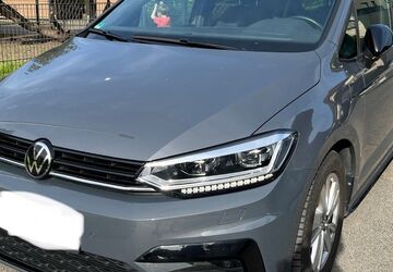 VW Touran 72.233 km 29.300 &euro; Stuttgart 70567