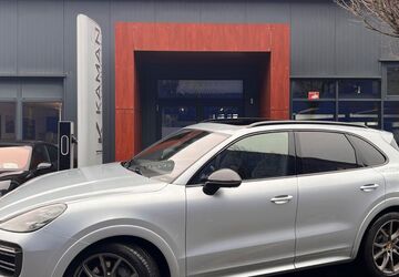 Porsche Cayenne 9.500 km 93.400 &euro; Sindelfingen 71065