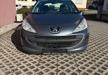 Peugeot 207 130.000 km 2.250 &euro; Engelsbrand 75331