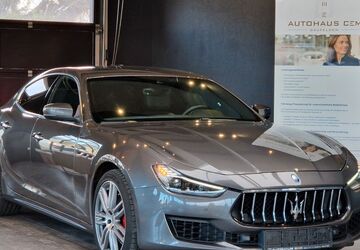 Maserati Ghibli 79.700 km 33.999 &euro; Gäufelden 71126