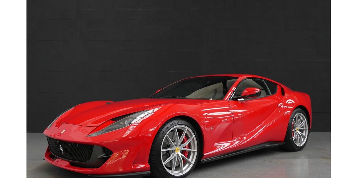 Ferrari 812 13.750 km 295.000 &euro; Rohrdorf 72229
