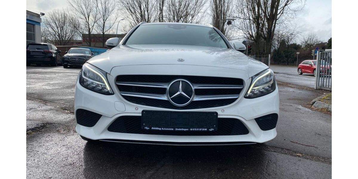 Mercedes-Benz C 300 246.000 km 13.500 &euro; Sindelfingen 71065