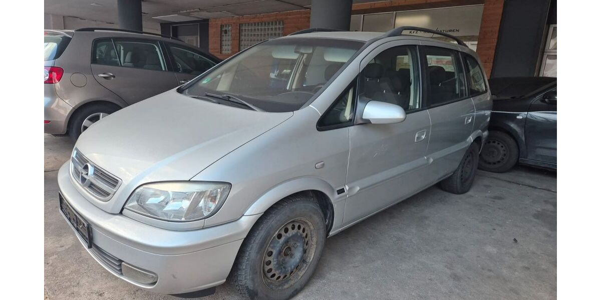 Opel Zafira 175.000 km 2.750 &euro; Pforzheim 75172