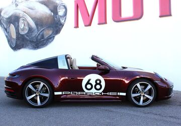 Porsche 992 2.700 km 228.000 &euro; Böblingen 71034