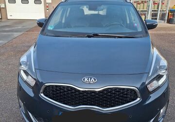 Kia Carens 176.000 km 8.200 &euro; Fellbach 70736