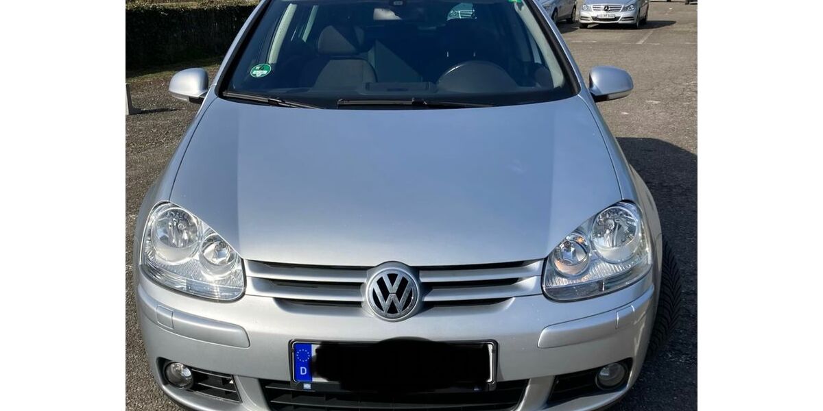 VW Golf 87.000 km 5.000 &euro; Tübingen 72070