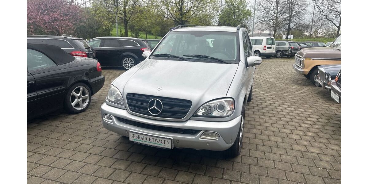 Mercedes-Benz ML 270 407.521 km 7.900 &euro; Reutlingen 72762