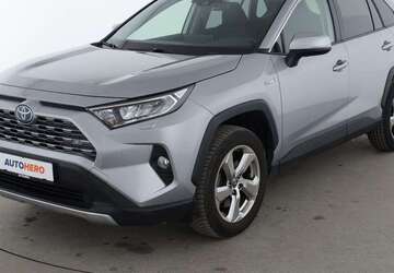 Toyota RAV 4 74.482 km 23.990 &euro; Stuttgart 70195