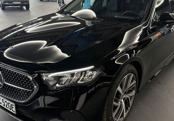 Mercedes-Benz E 300 25.000 km 65.000 &euro; Böblingen 71034