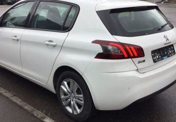 Peugeot 308 53.200 km 11.900 &euro; Metzingen 72555