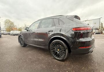 Porsche Cayenne 112.600 km 51.250 &euro; Schwieberdingen 71701