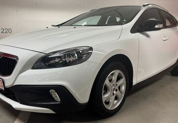 Volvo V40 Cross Country 67.400 km 12.700 &euro; Pforzheim 75181