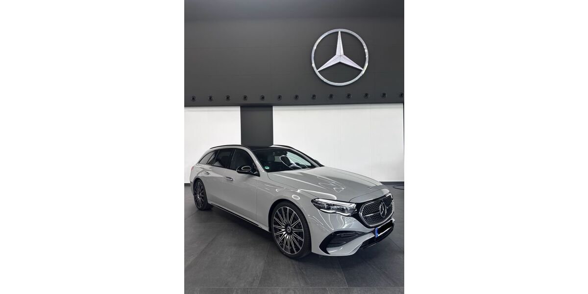 Mercedes-Benz E 220 14.000 km 58.960 &euro; Walddorfhäslach 72141