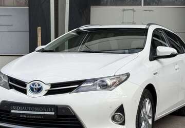 Toyota Auris 115.500 km 11.900 &euro; Reutlingen 72766