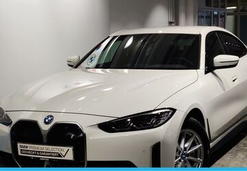 BMW i4 24.693 km 36.490 &euro; Reutlingen 72766