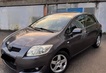 Toyota Auris 87.295 km 5.149 &euro; Esslingen 73732