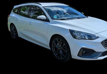 Ford Focus 46.000 km 20.800 &euro; Herrenberg 71083