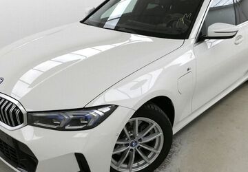 BMW 330 21.400 km 39.780 &euro; Böblingen 71032