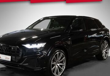 Audi Q8 72.422 km 67.540 &euro; Stuttgart 70469