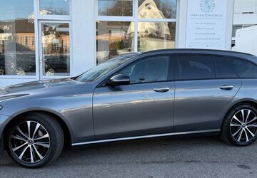 Mercedes-Benz E 300 116.100 km 26.990 &euro; Sindelfingen 71065