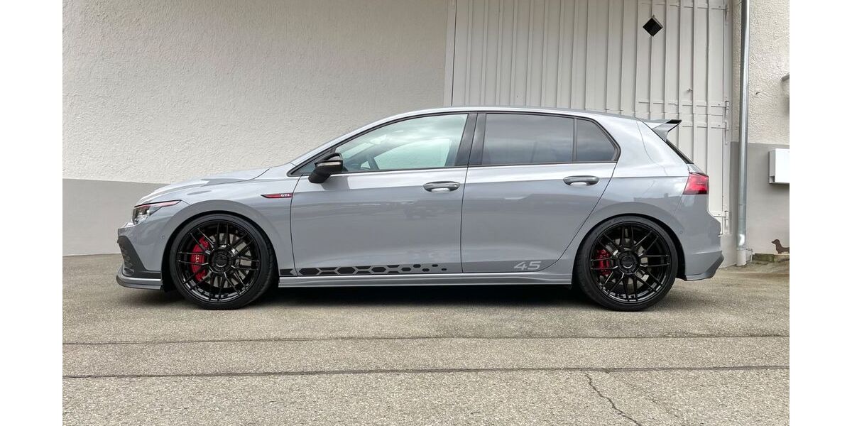 VW Golf 24.195 km 34.900 &euro; Reutlingen 72770