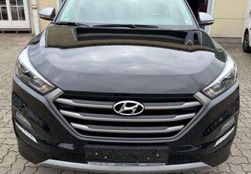 Hyundai TUCSON 93.000 km 16.999 &euro; Pforzheim 75179