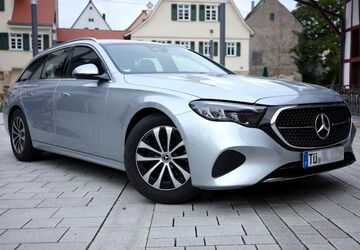 Mercedes-Benz E 220 20.000 km 44.250 &euro; Dettenhausen 72135