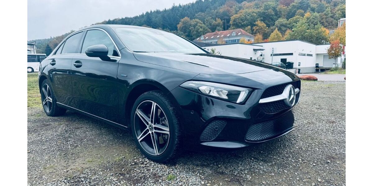 Mercedes-Benz A 250 122.669 km 19.500 &euro; Fellbach 70736