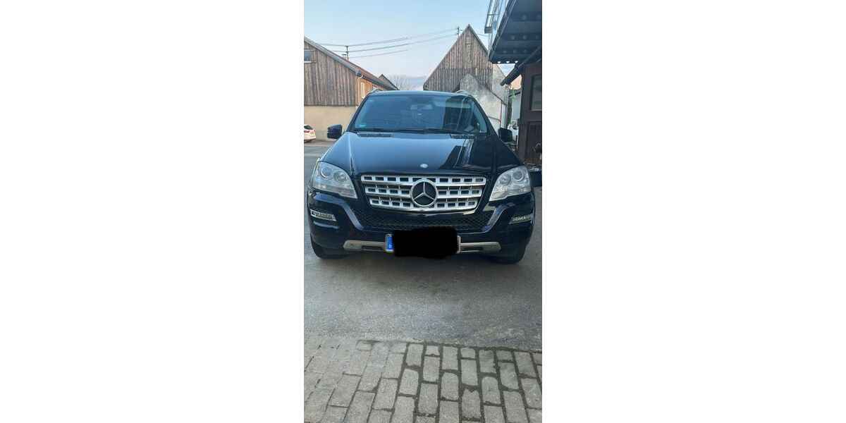 Mercedes-Benz ML 300 309.000 km 10.000 &euro; Nagold 72202