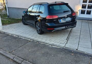 VW Golf 136.000 km 11.250 &euro; Grafenau 71120