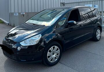 Ford S-Max 242.000 km 2.999 &euro; Holzgerlingen 71088