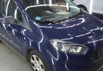 Ford Transit Courier 108.000 km 8.999 &euro; Ditzingen 71254