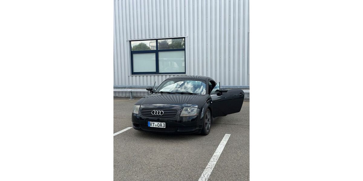 Audi TT 13.000 km 3.500 &euro; Reutlingen 72764
