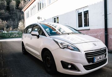 Peugeot 5008 217.000 km 6.200 &euro; Rottenburg am Neckar 72108